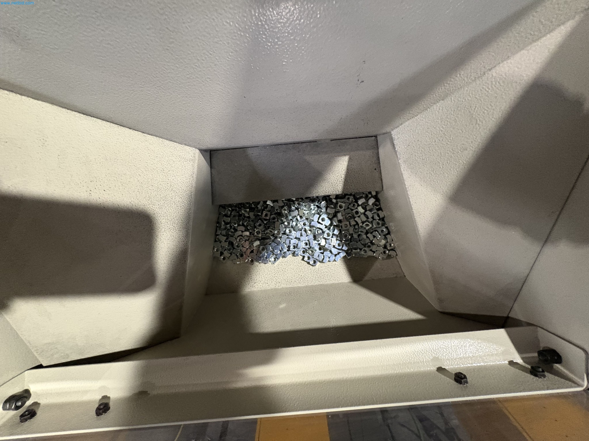 Sprzęt do produkcji samochodów-5