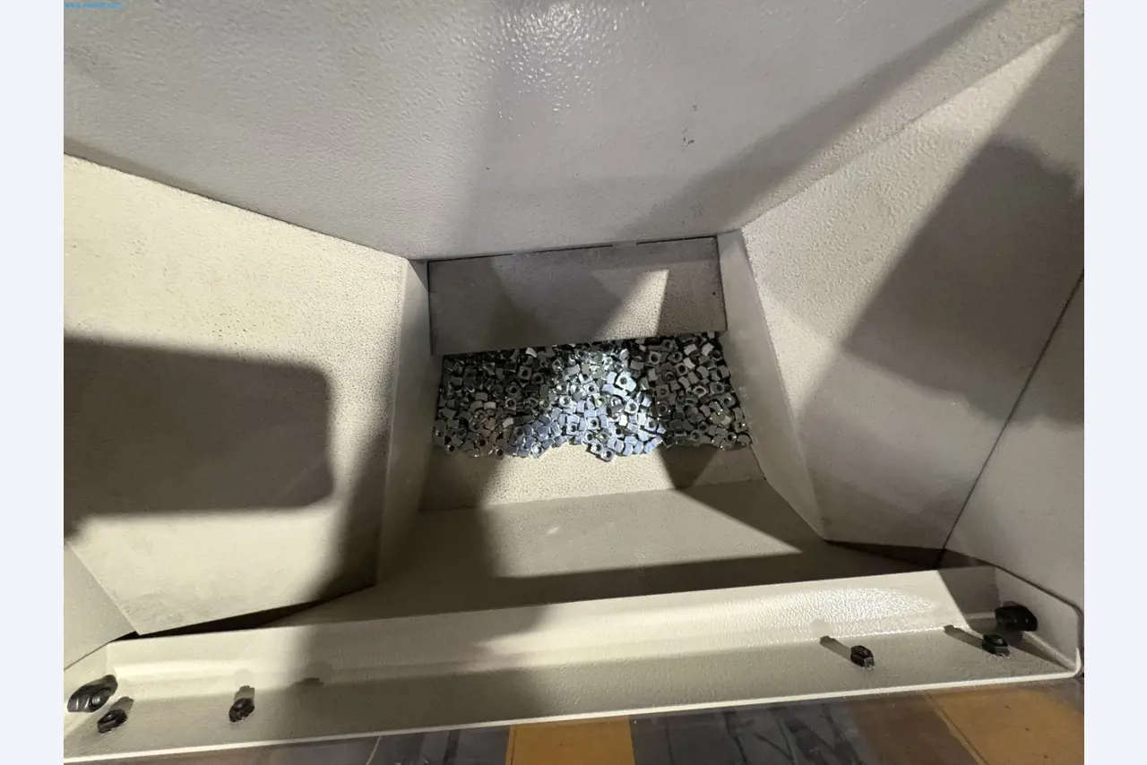 Sprzęt do produkcji samochodów-5