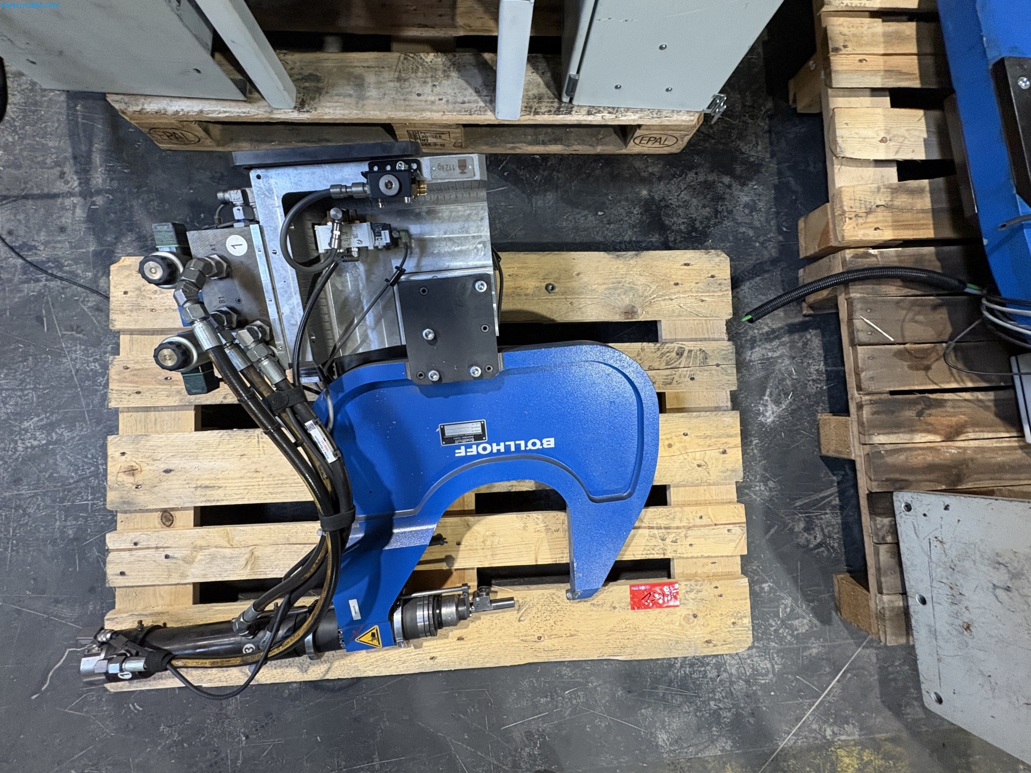 Oprema za avtomobilsko industrijo (2. dražba)-2