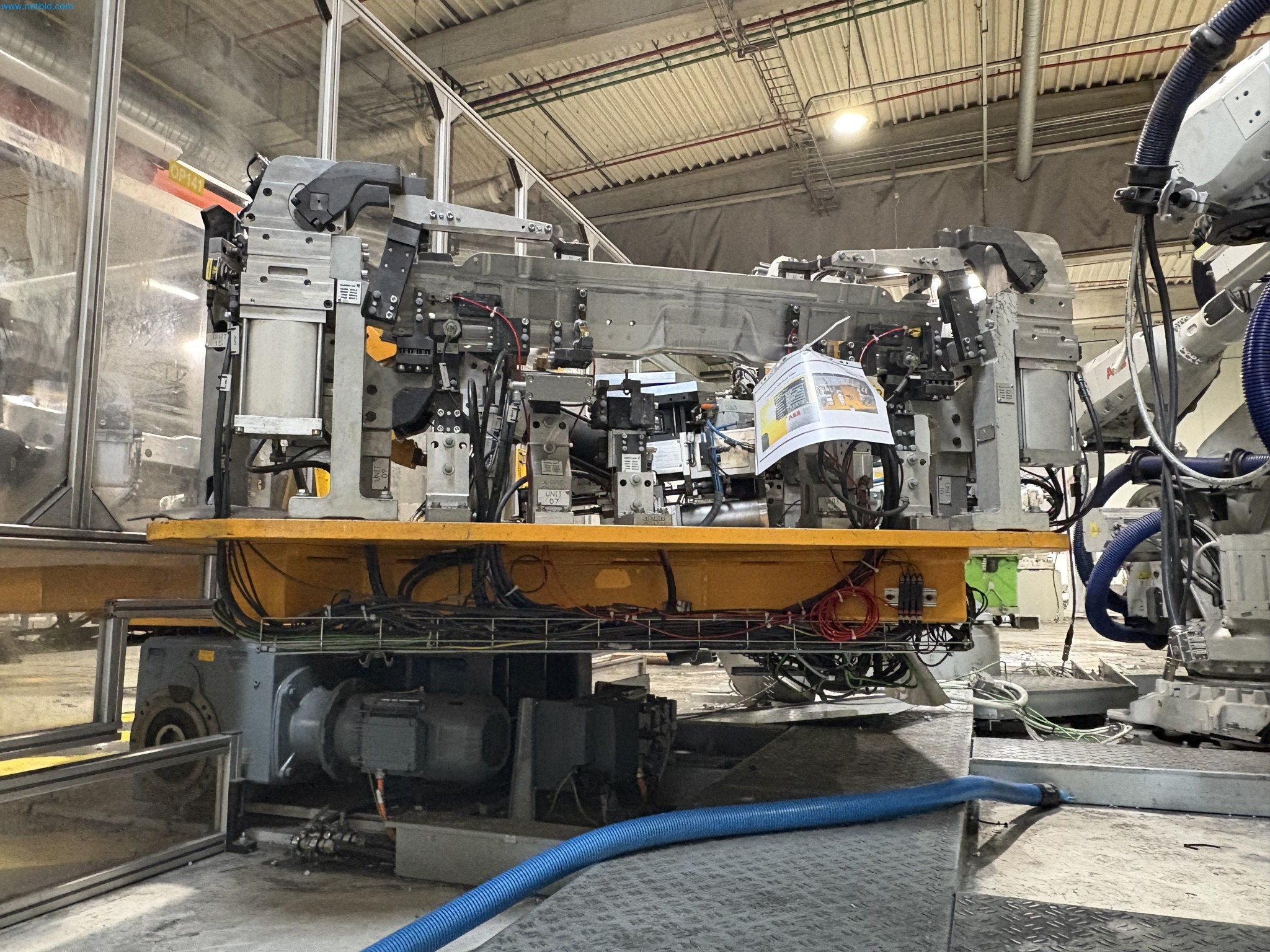 Sprzęt do produkcji samochodów (2. aukcja)-7