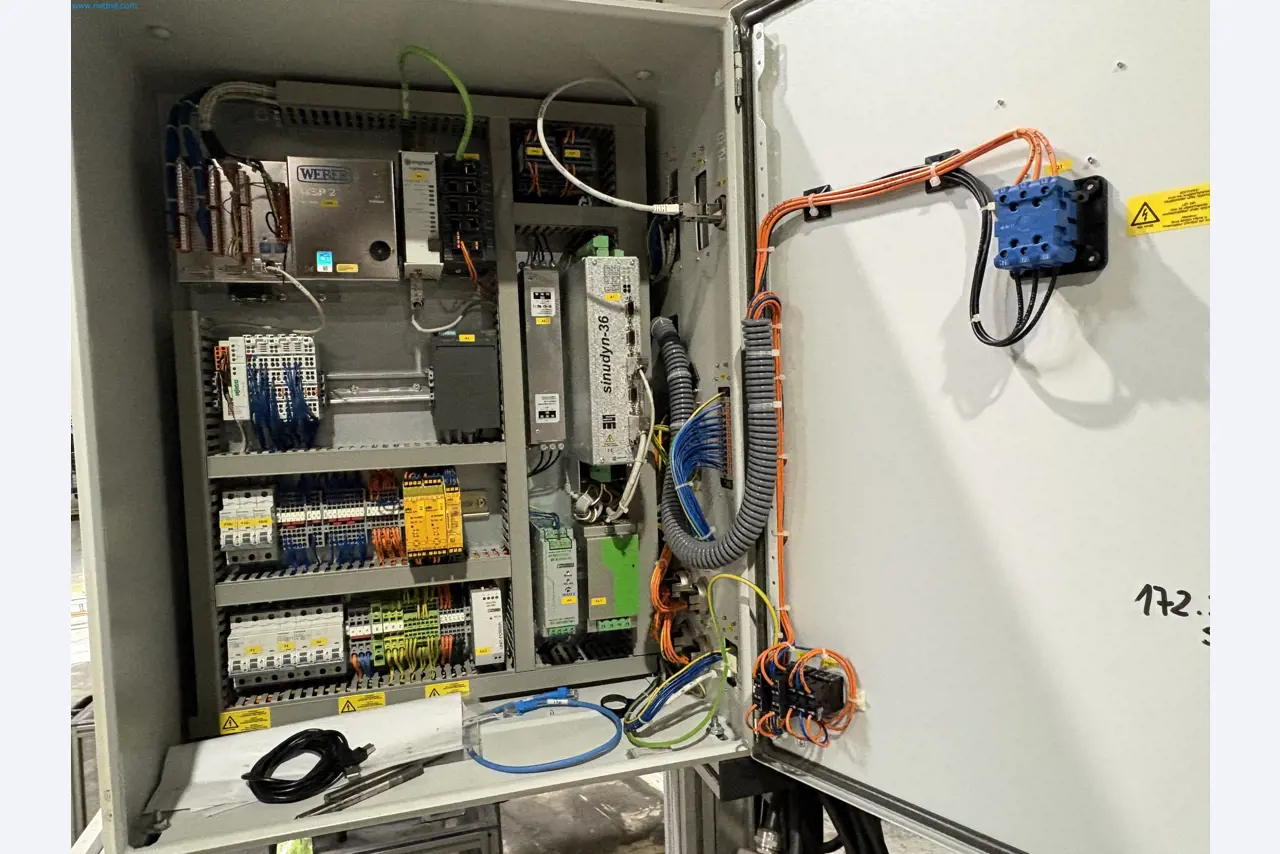 Sprzęt do produkcji samochodów (2. aukcja)-10