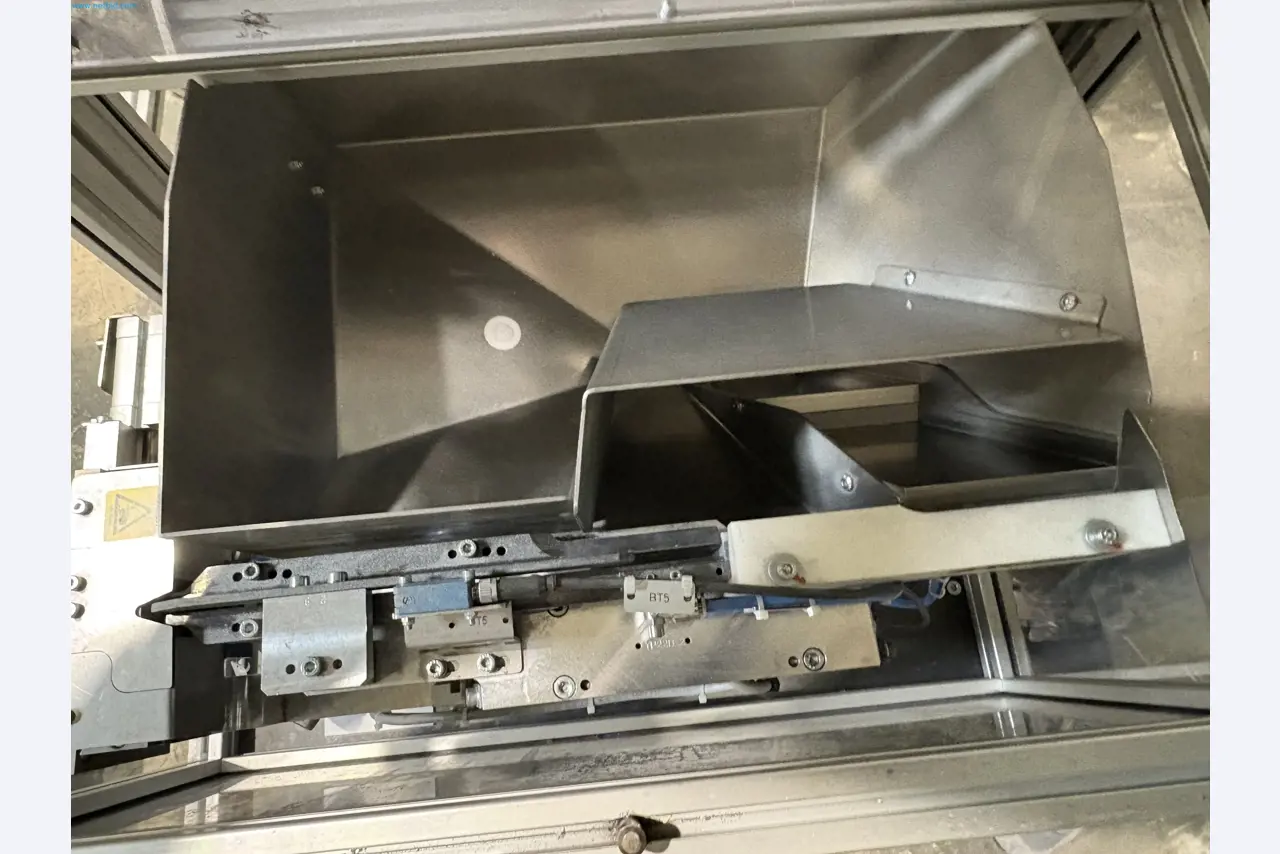 Sprzęt do produkcji samochodów (2. aukcja)-8