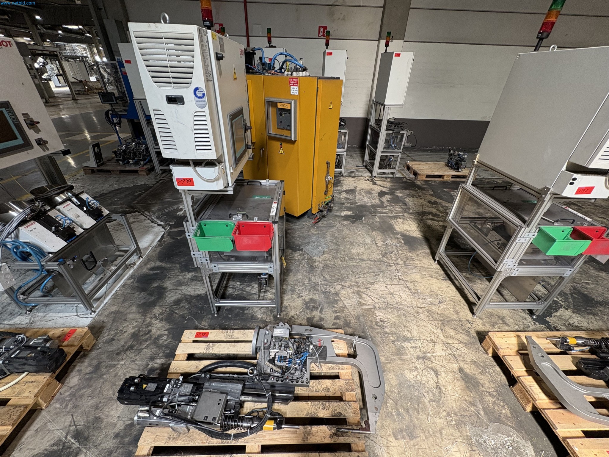 Sprzęt do produkcji samochodów (2. aukcja)-1