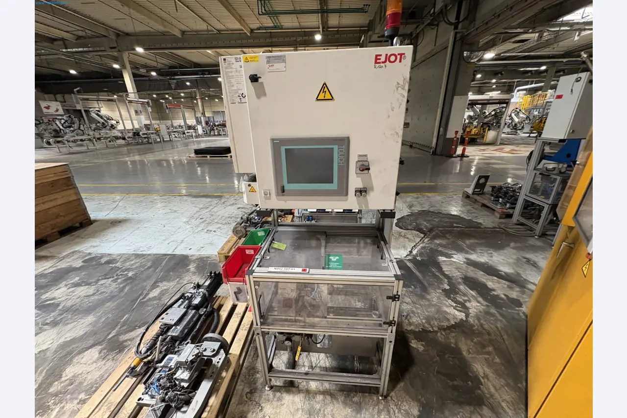 Sprzęt do produkcji samochodów (2. aukcja)-3