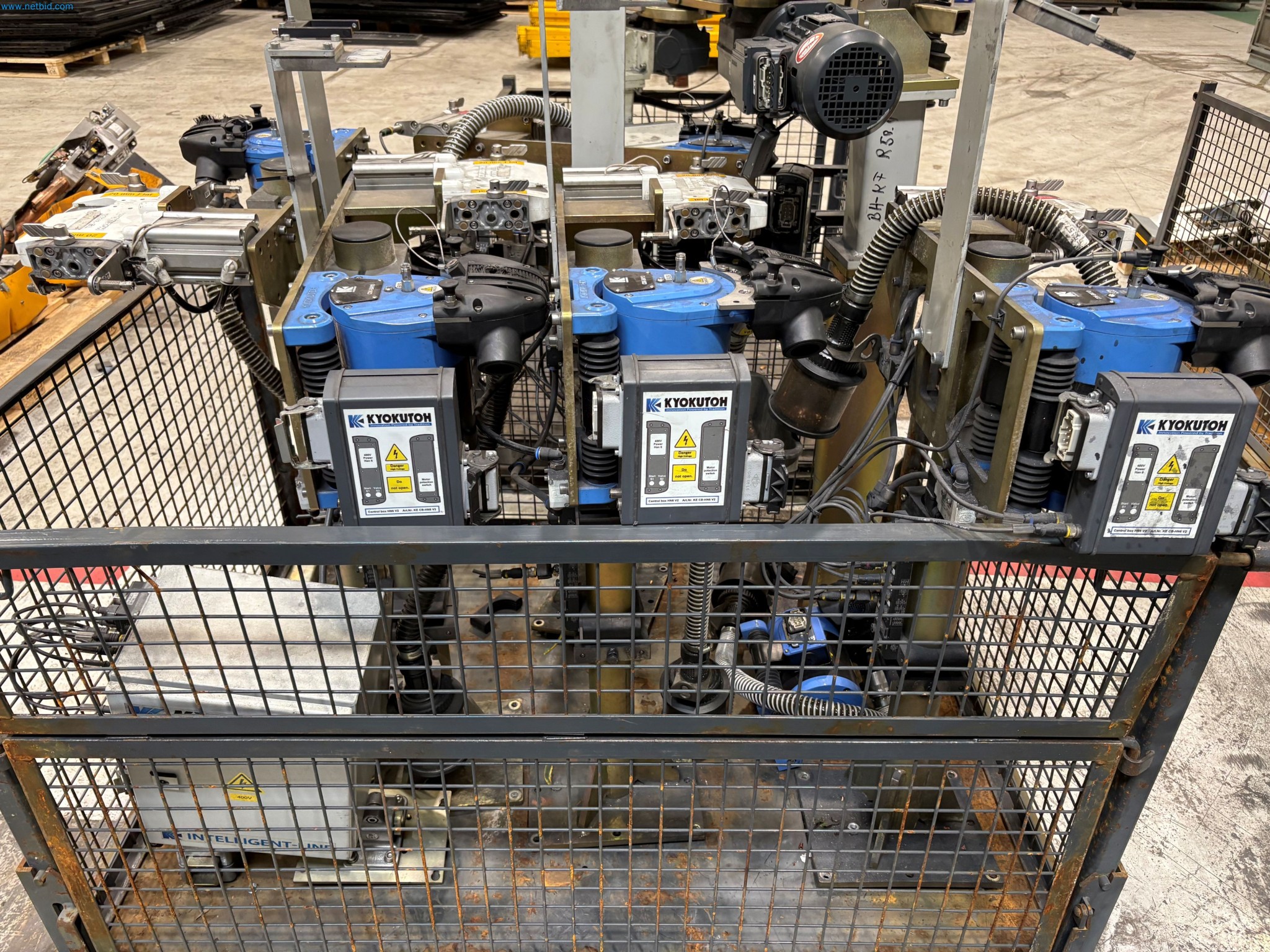 Sprzęt do produkcji samochodów-8