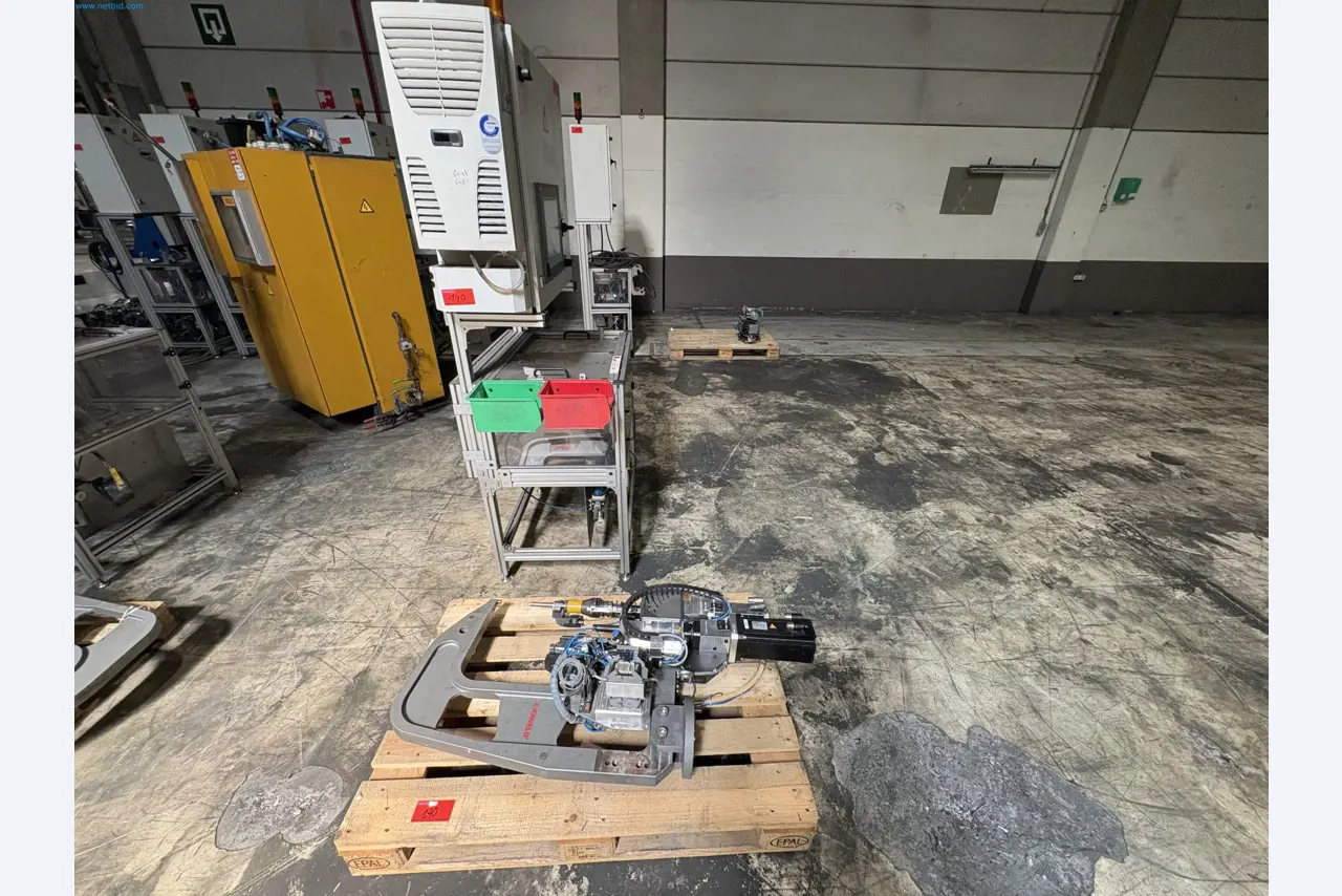 Sprzęt do produkcji samochodów (2. aukcja)-1