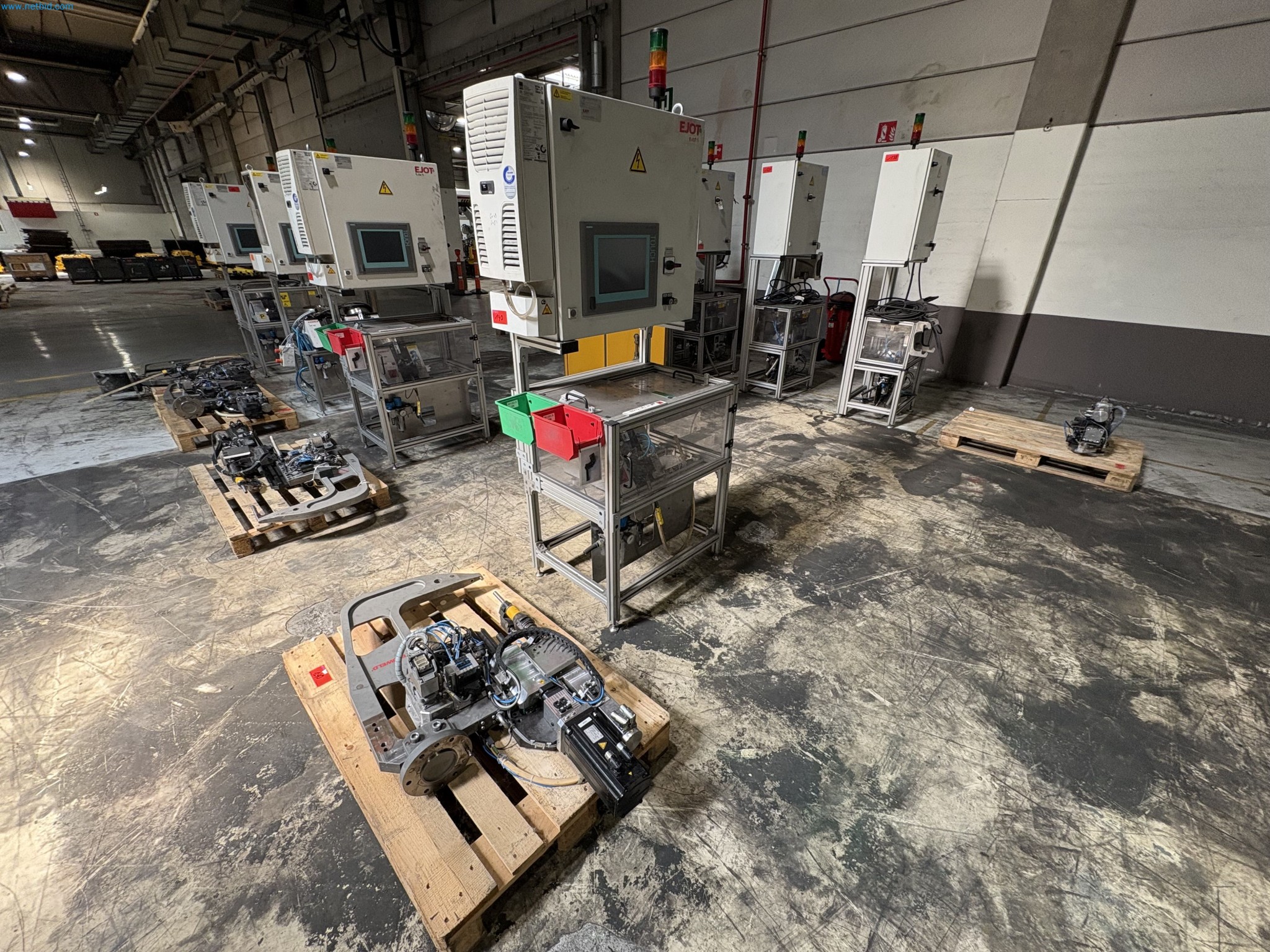 Sprzęt do produkcji samochodów (2. aukcja)-4