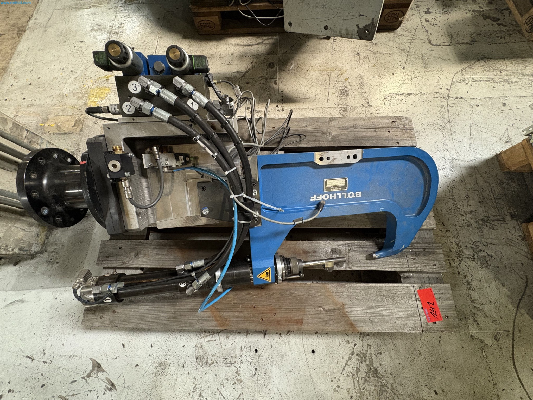 Oprema za avtomobilsko industrijo (2. dražba)-1