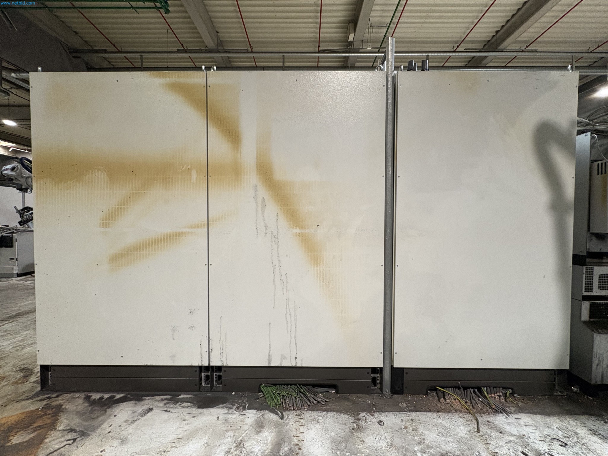 Sprzęt do produkcji samochodów (2. aukcja)-3