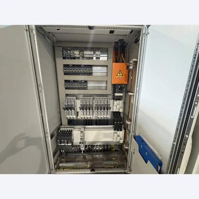 Sprzęt do produkcji samochodów (2. aukcja)-4