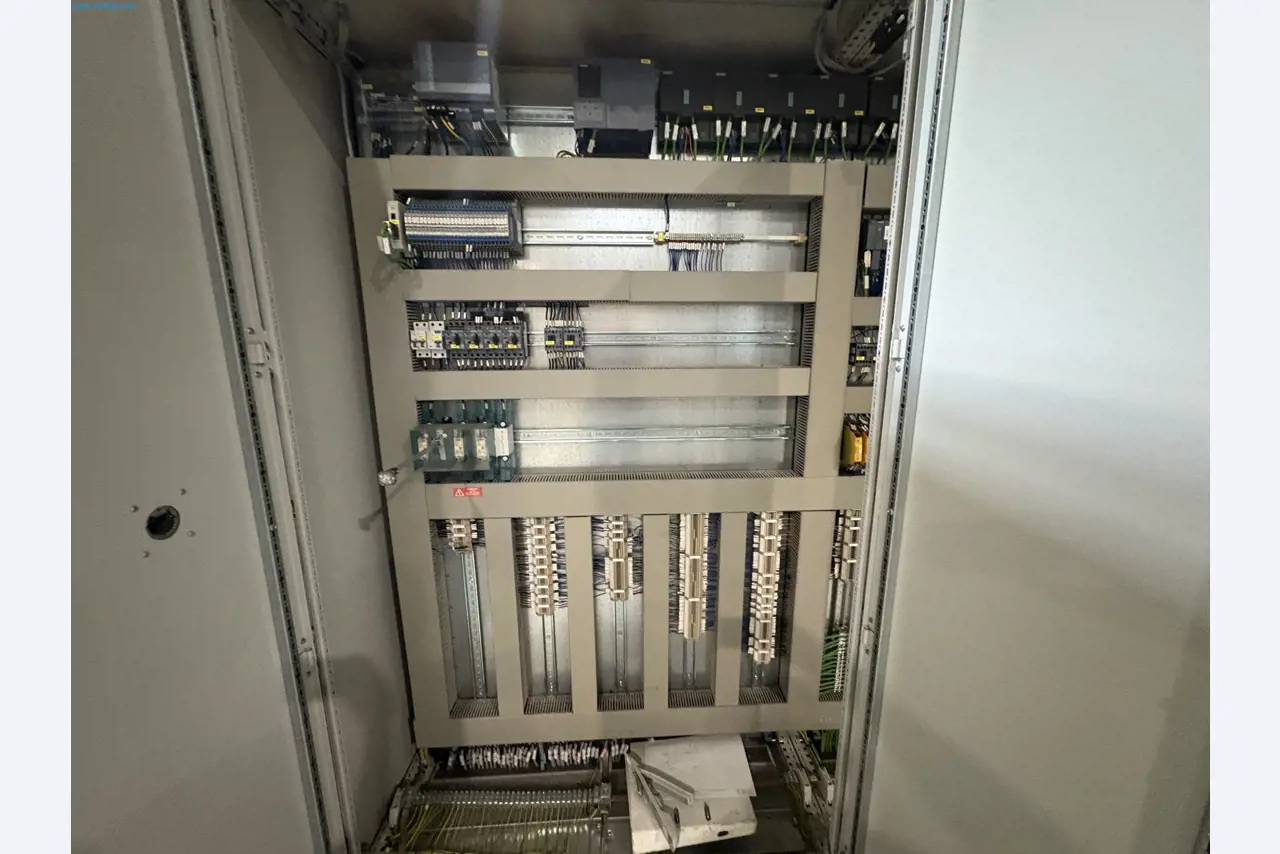 Sprzęt do produkcji samochodów (2. aukcja)-5