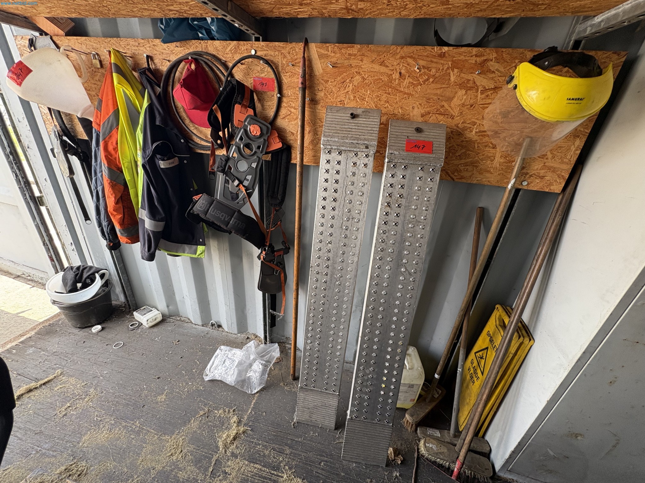 Equipment for automotive manufacturing (second auction)-17