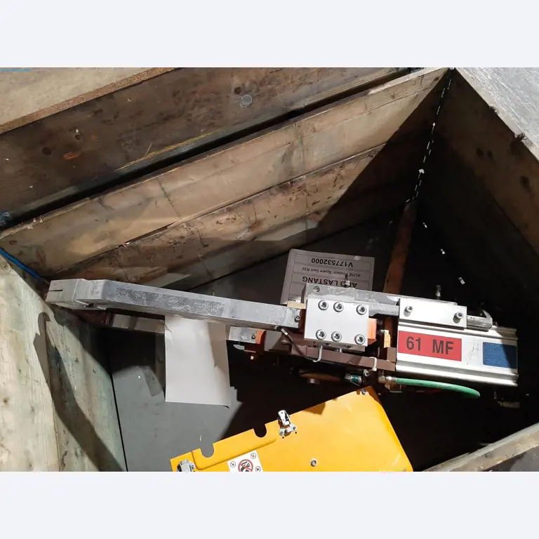 Oprema za avtomobilsko industrijo (2. dražba)-4