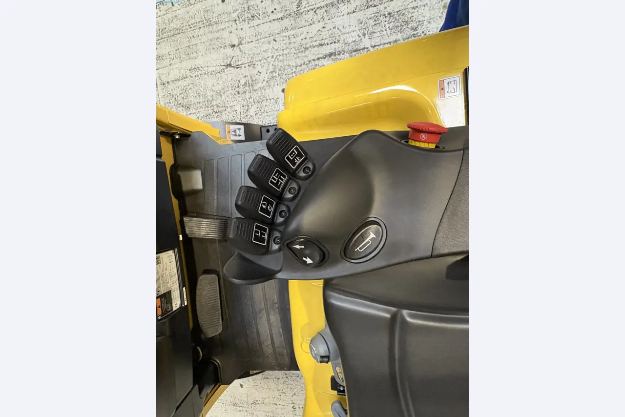 Sprzęt do produkcji samochodów-12