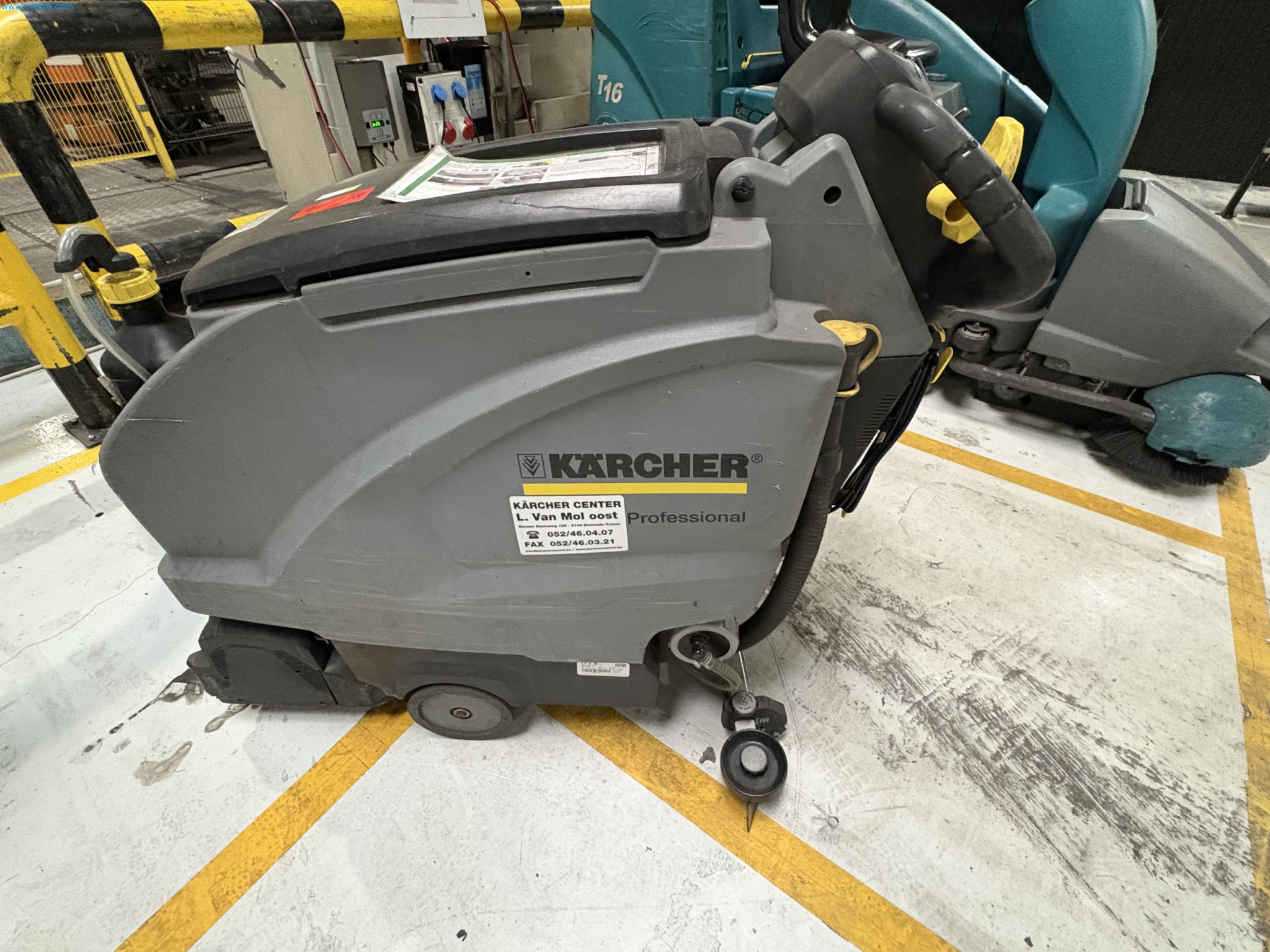 Sprzęt do produkcji samochodów-4