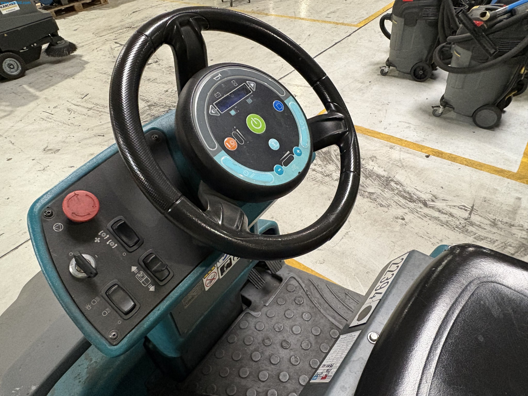 Sprzęt do produkcji samochodów-5