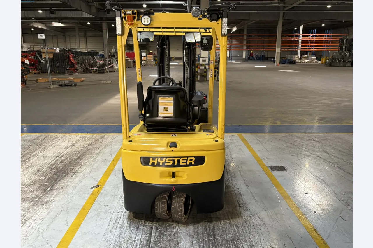 Sprzęt do produkcji samochodów-12