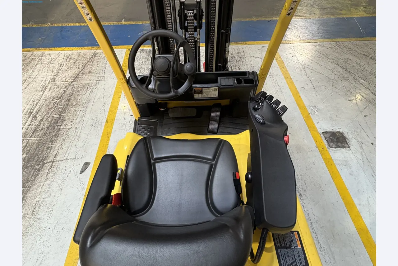 Sprzęt do produkcji samochodów-7