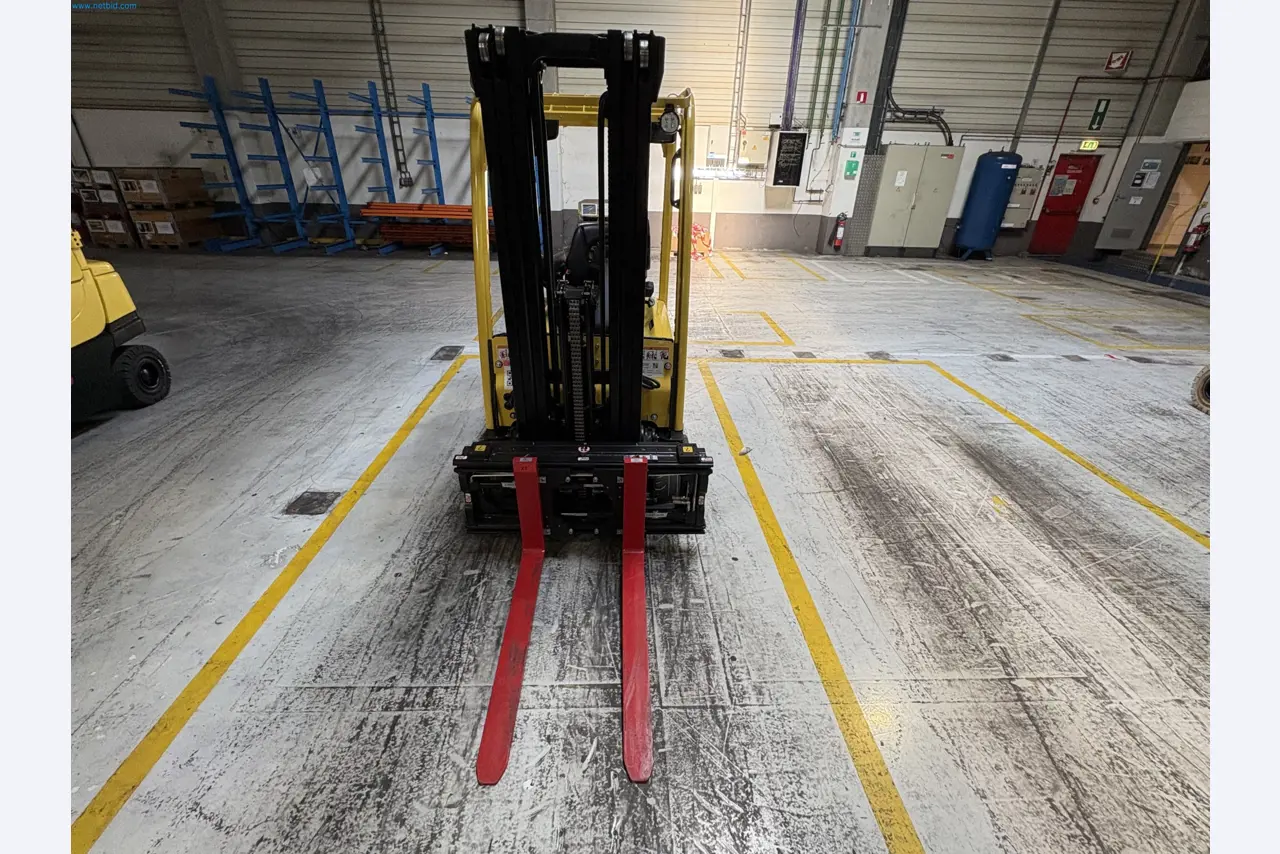 Sprzęt do produkcji samochodów-8