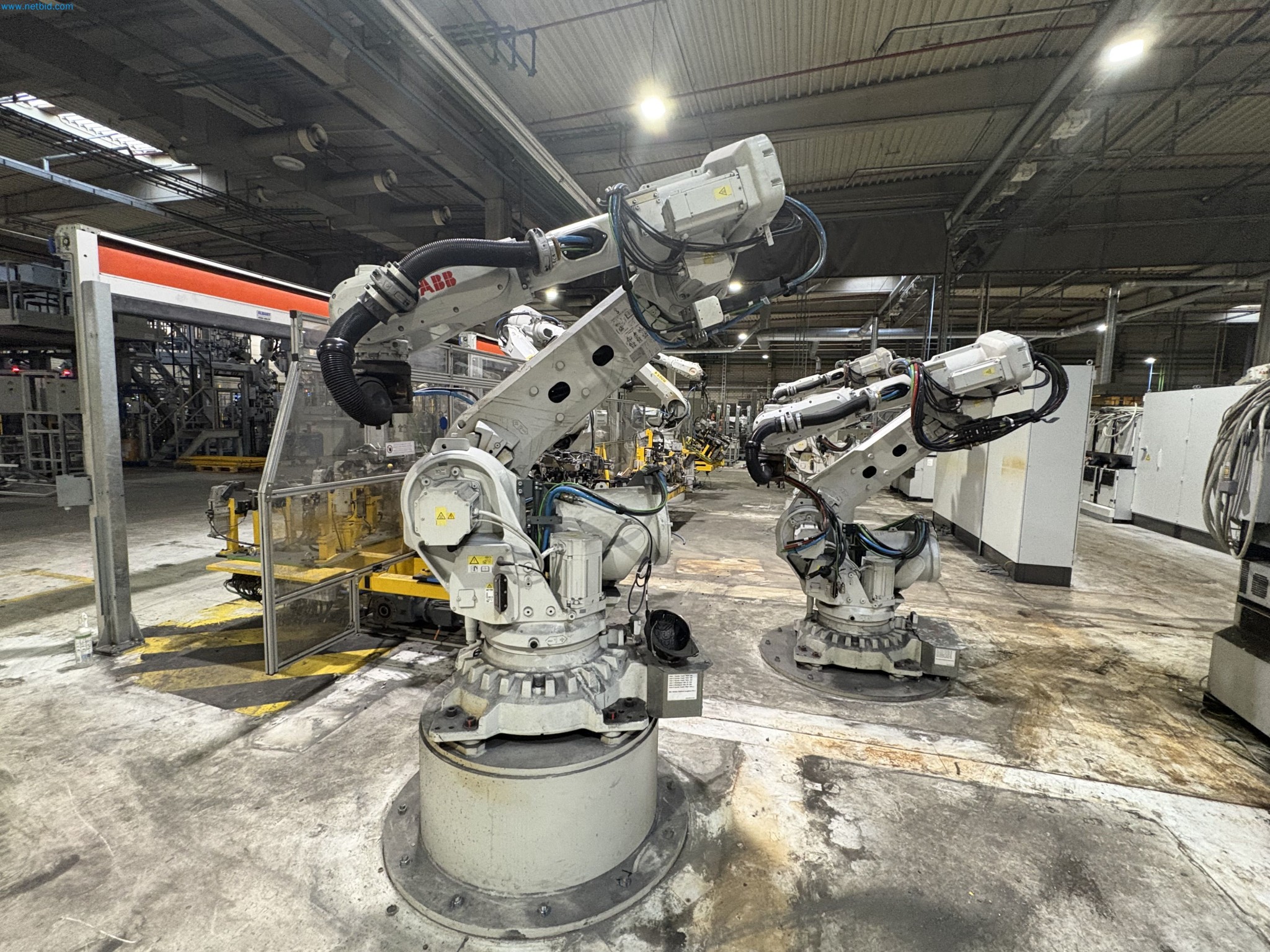 Sprzęt do produkcji samochodów-2