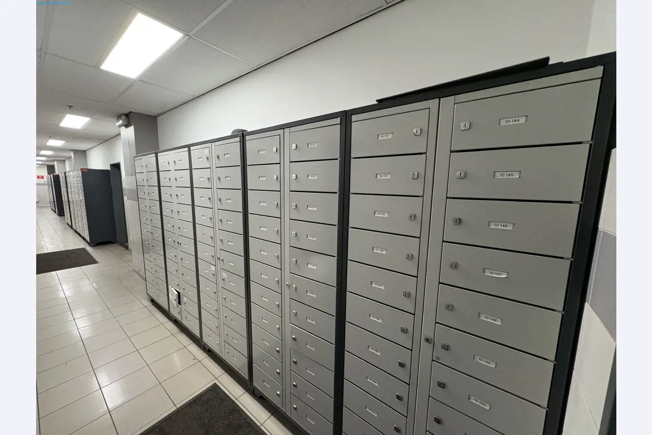 Sprzęt do produkcji samochodów-1