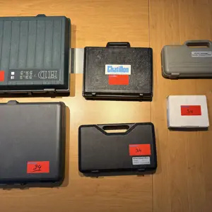 Lot of measuring instruments
