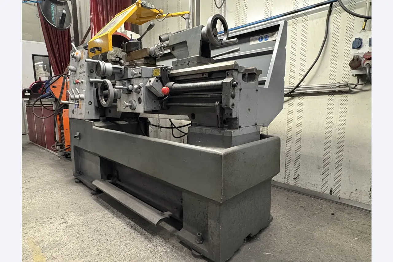 Sprzęt do produkcji samochodów-2