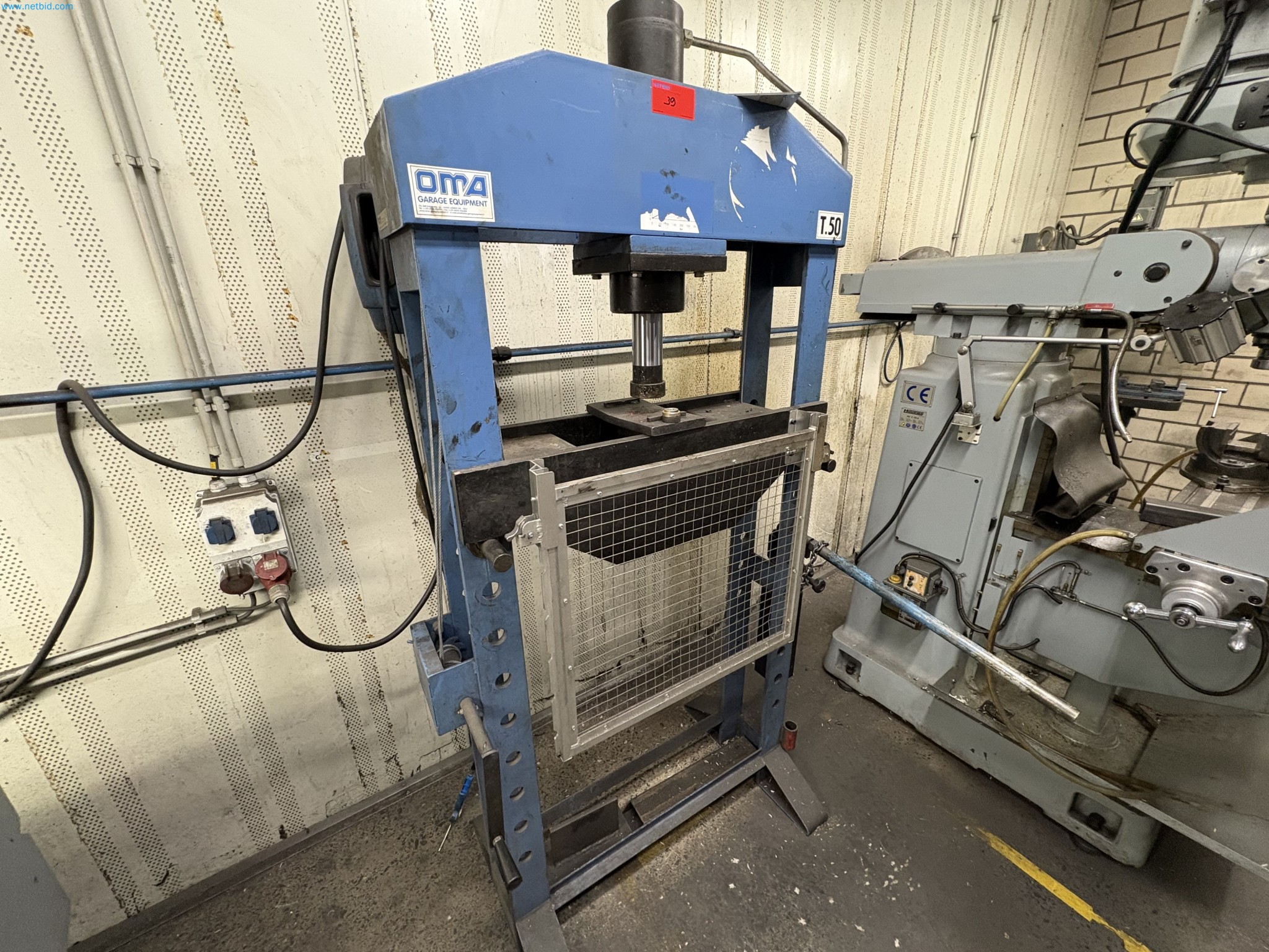 Sprzęt do produkcji samochodów-2