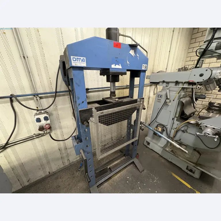 Sprzęt do produkcji samochodów-2