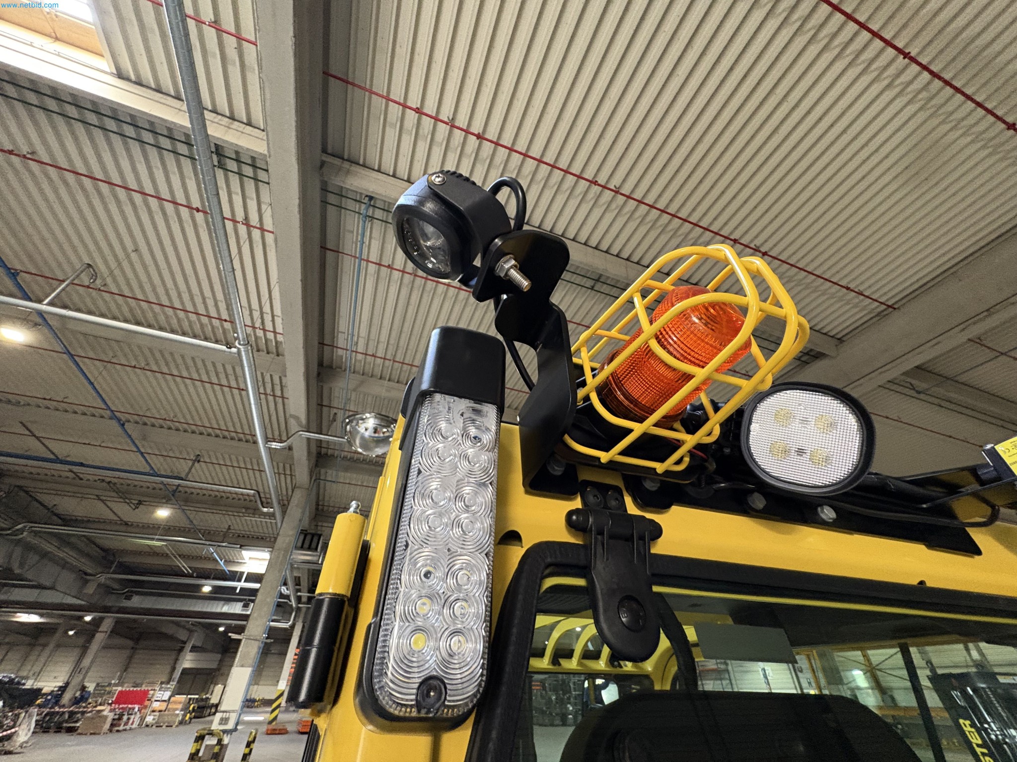 Sprzęt do produkcji samochodów-14