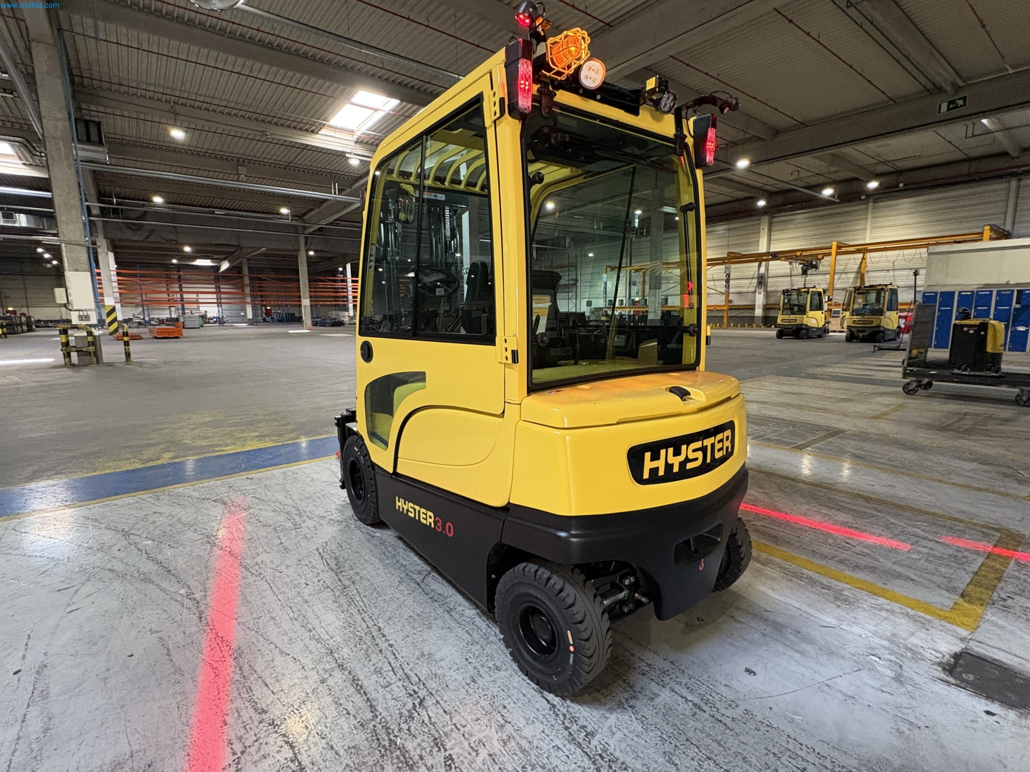 Sprzęt do produkcji samochodów-2