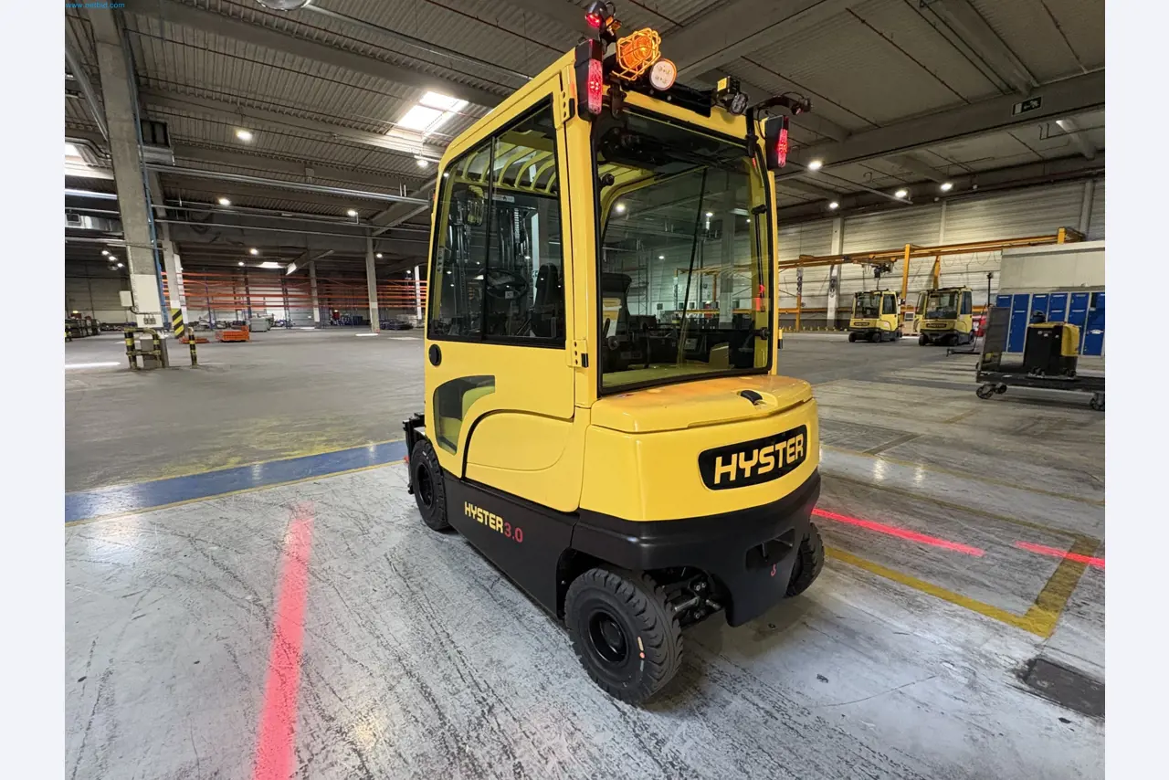 Sprzęt do produkcji samochodów-2