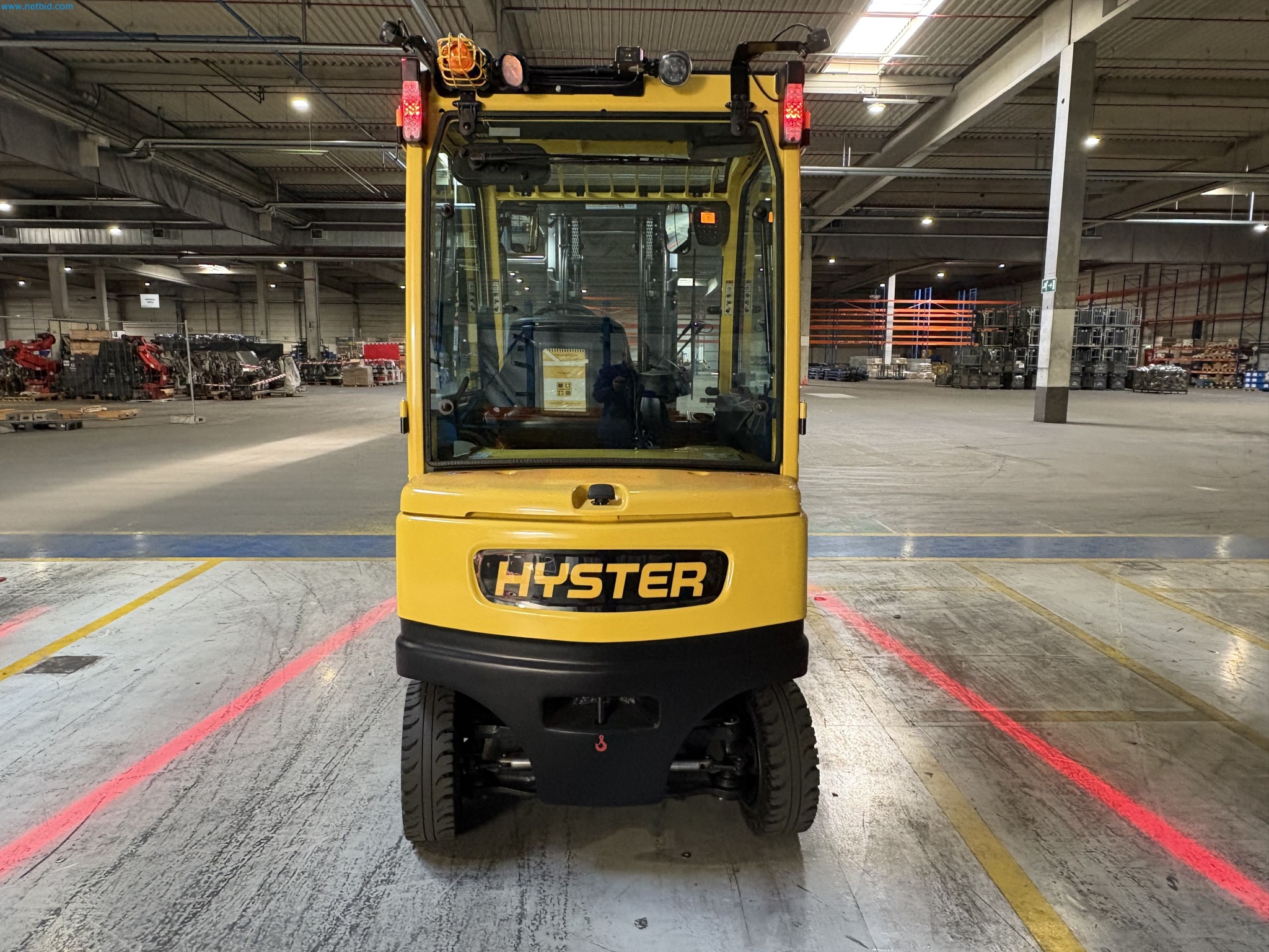 Sprzęt do produkcji samochodów-9