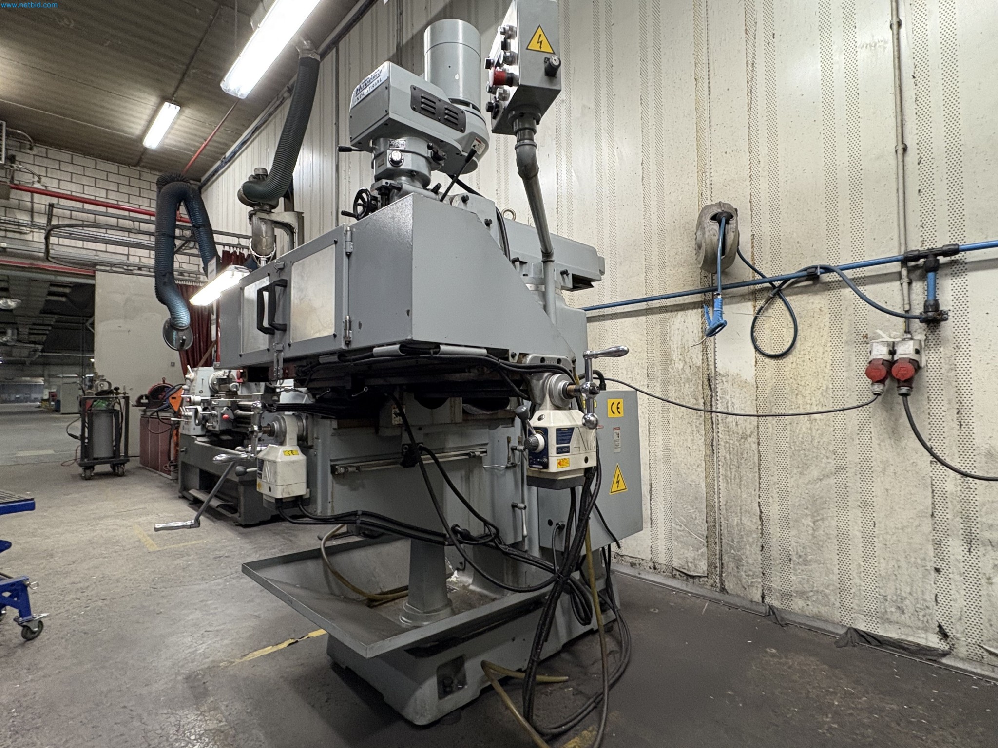 Sprzęt do produkcji samochodów-2