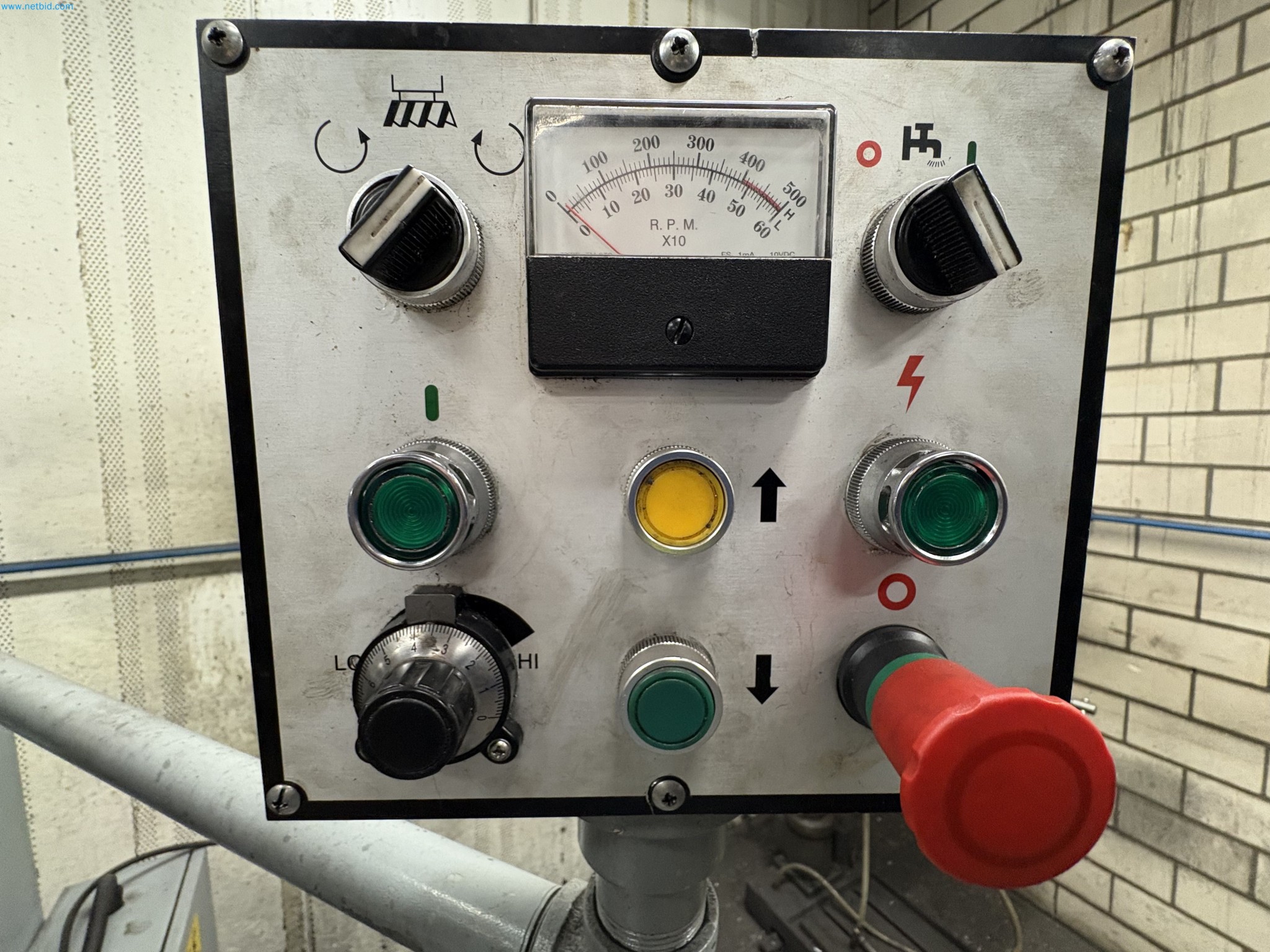 Sprzęt do produkcji samochodów-7