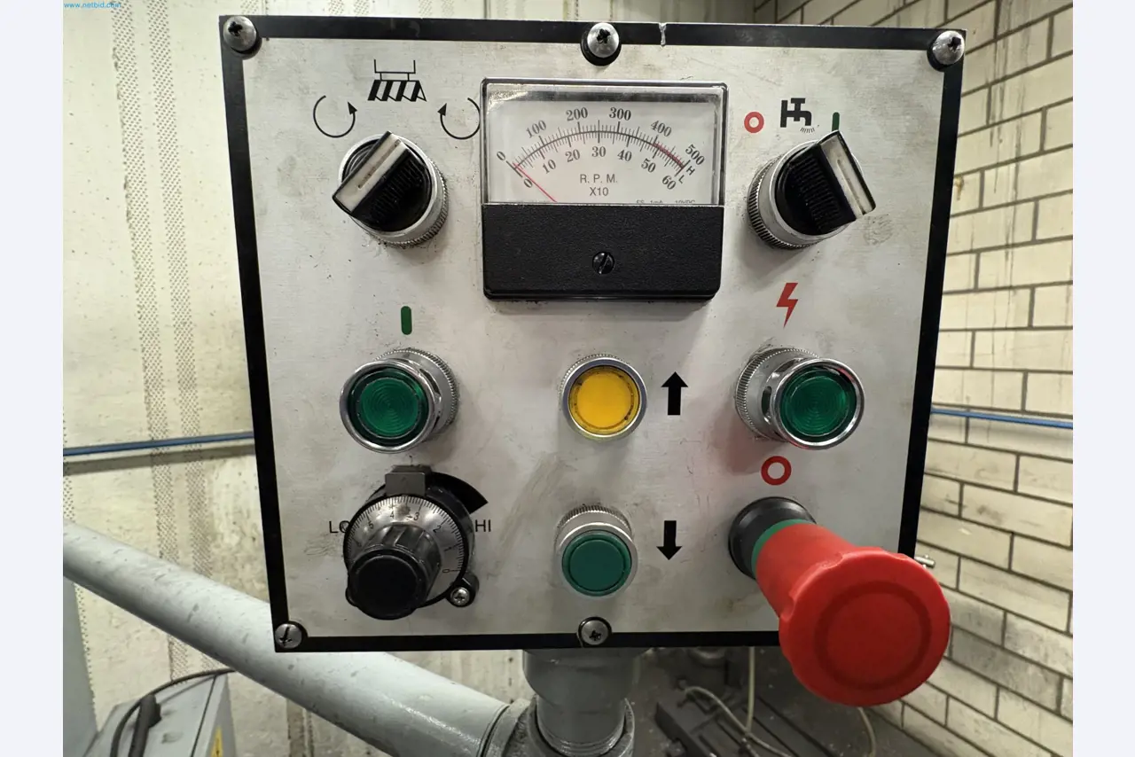 Sprzęt do produkcji samochodów-7