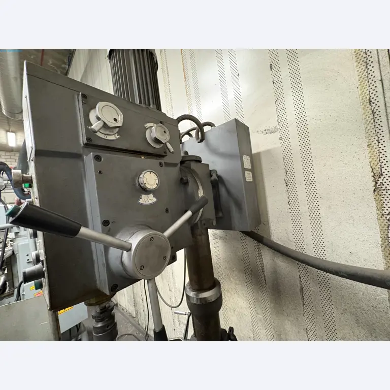 Sprzęt do produkcji samochodów-6