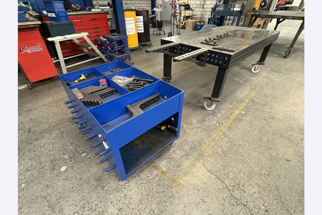 Sprzęt do produkcji samochodów-11