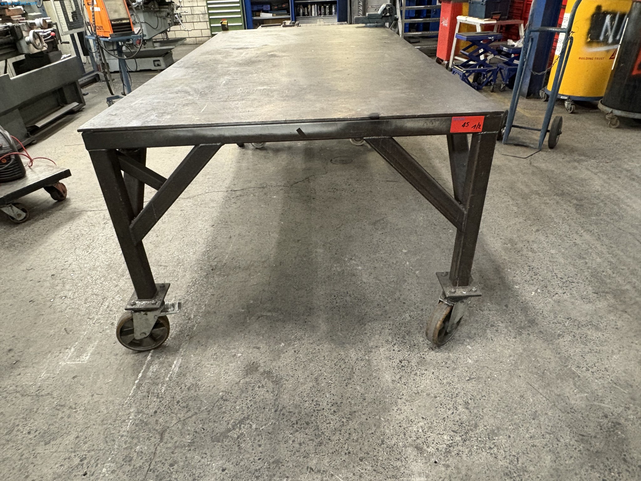 Sprzęt do produkcji samochodów-1