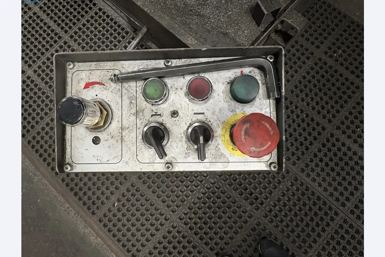 Sprzęt do produkcji samochodów-2