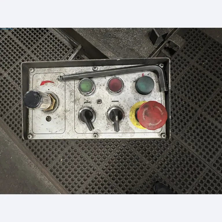 Sprzęt do produkcji samochodów-2