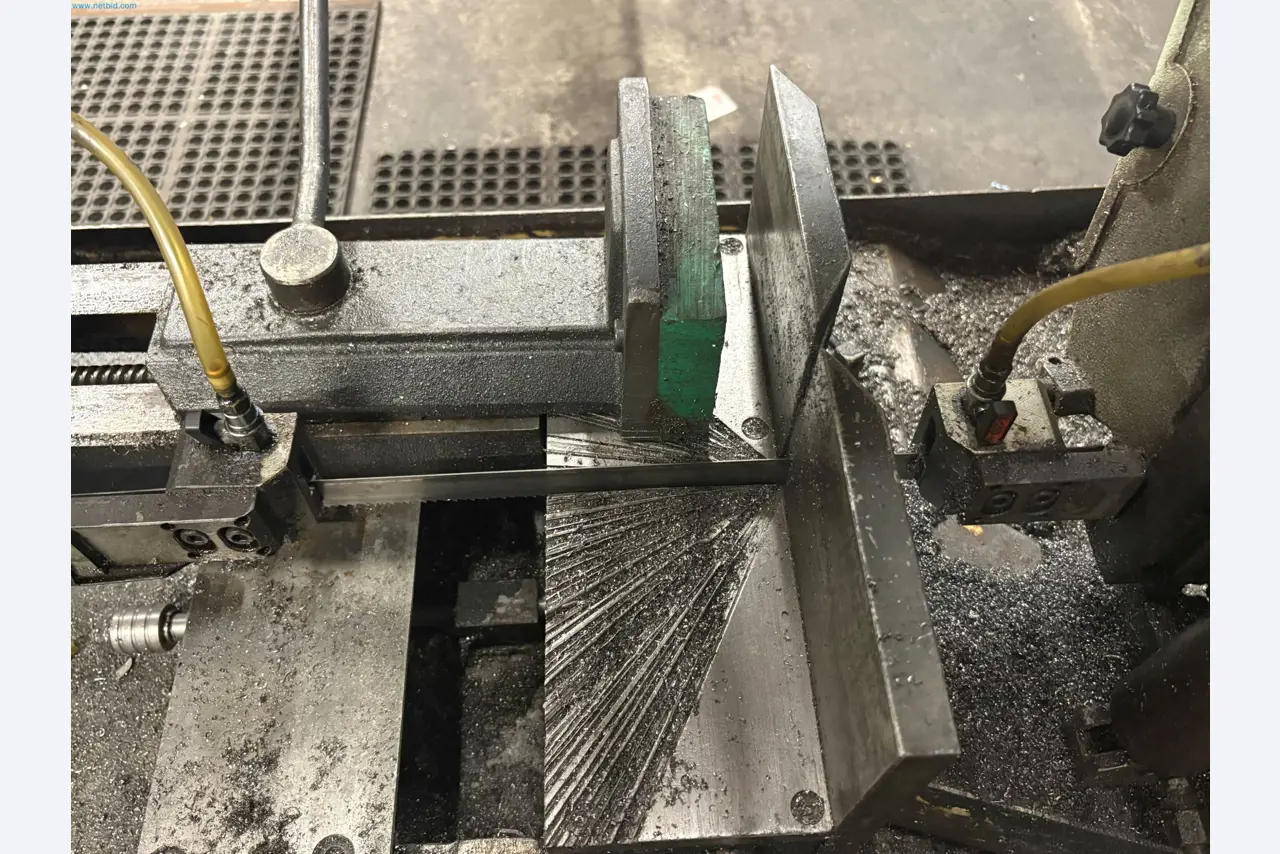 Sprzęt do produkcji samochodów-3