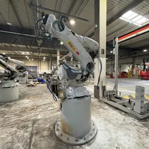 2 Industrial robots ABB IRB 6700