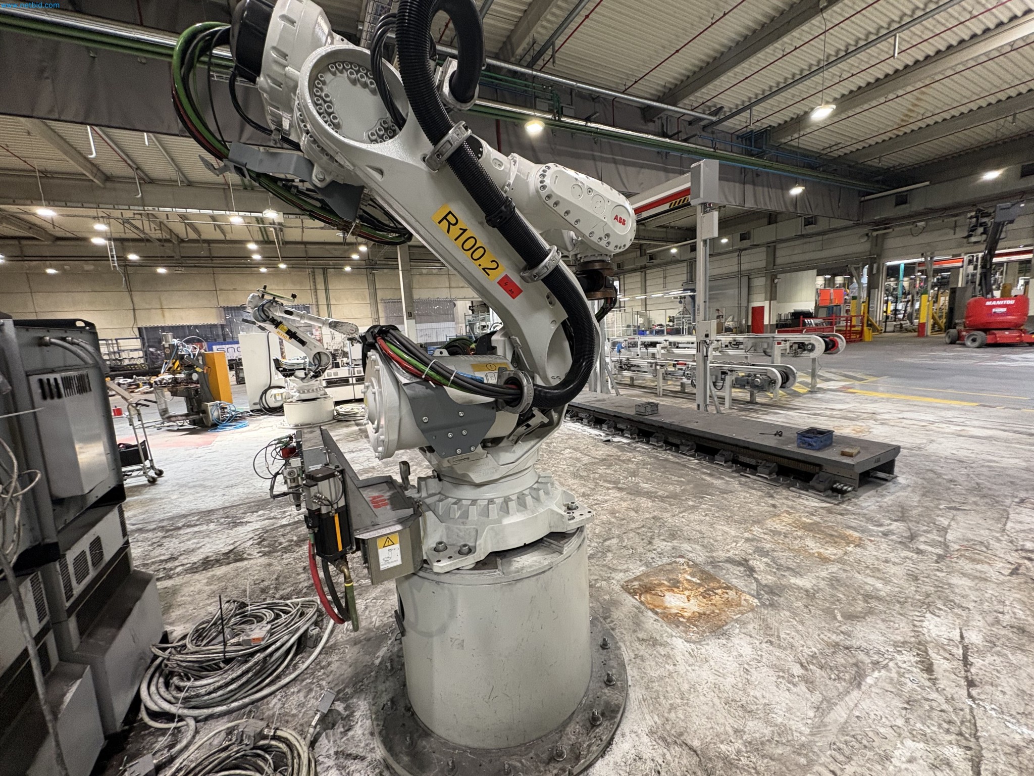 Sprzęt do produkcji samochodów-2