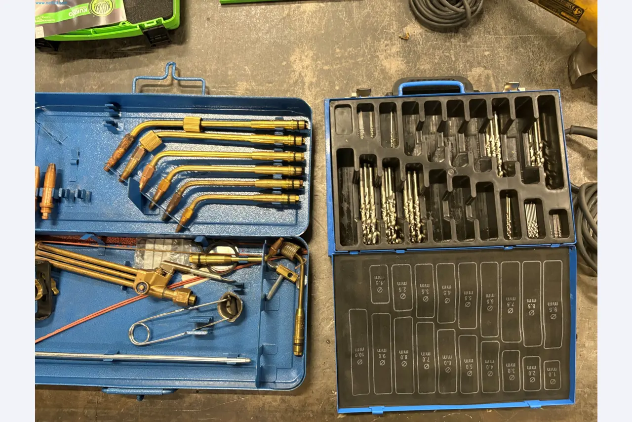 Sprzęt do produkcji samochodów-18