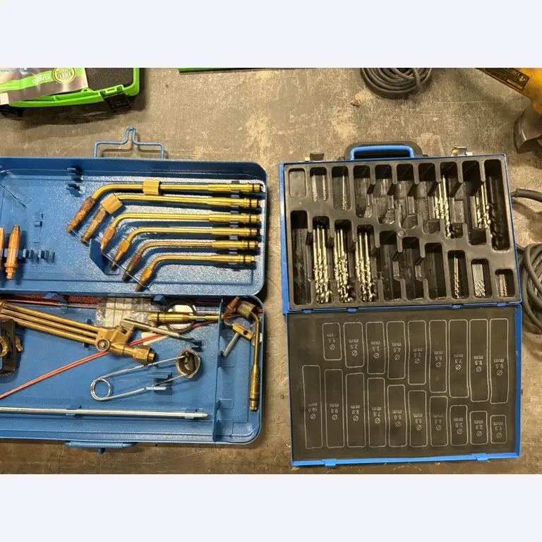 Sprzęt do produkcji samochodów-18