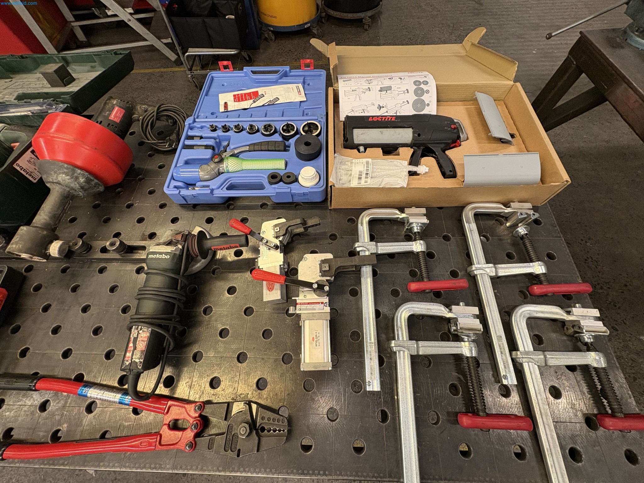 Sprzęt do produkcji samochodów-21