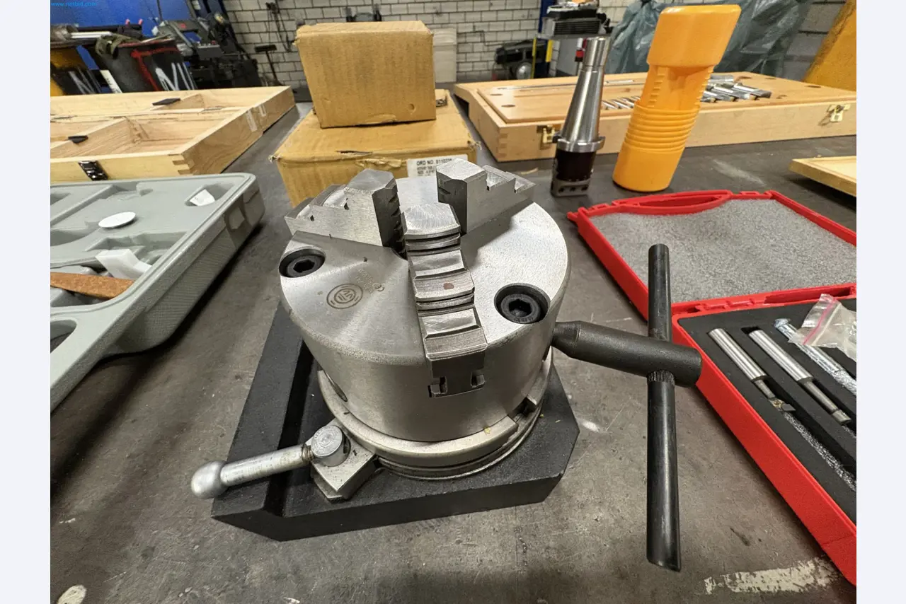 Sprzęt do produkcji samochodów-24