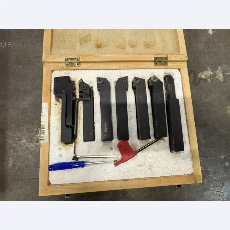 Sprzęt do produkcji samochodów-26