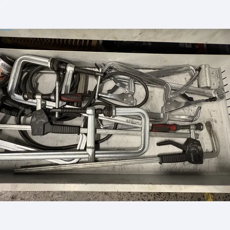 Sprzęt do produkcji samochodów-9